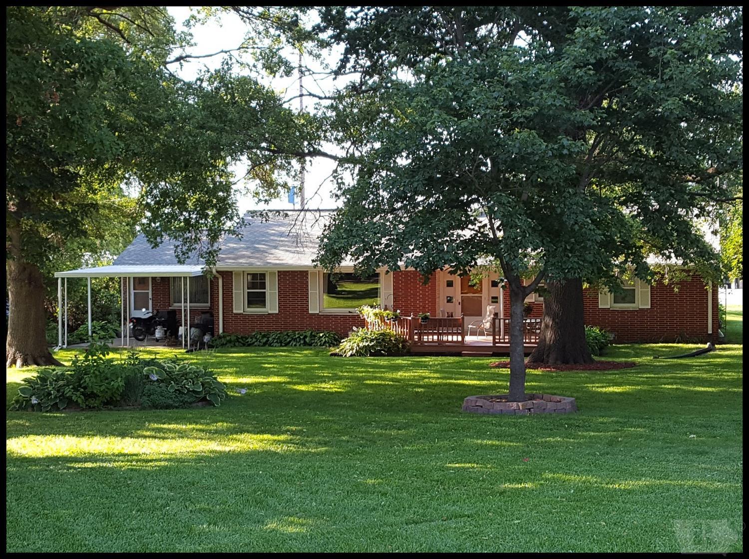 Featured Properties Meyer & Gross